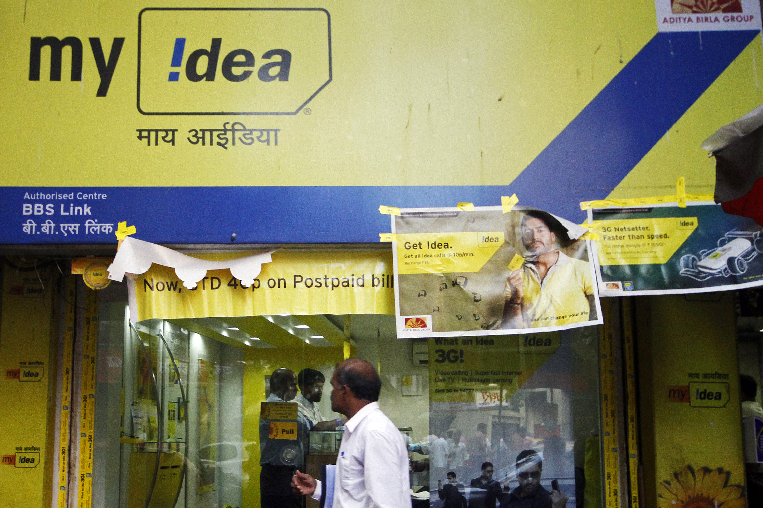 Idea Cellular Gets Set To Take On Airtel With Its Own Payments Bank